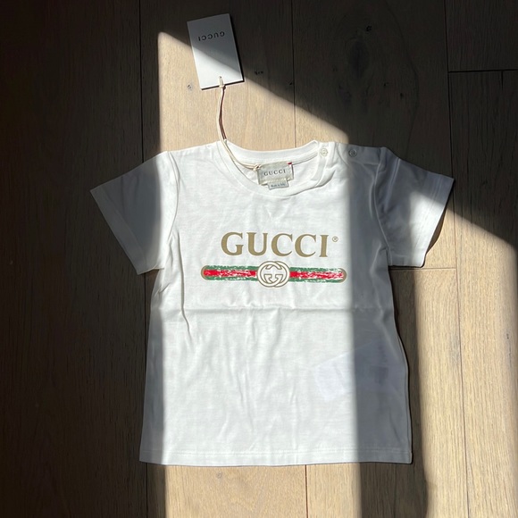 Baby T-shirt with Gucci logo - Picture 2 of 5